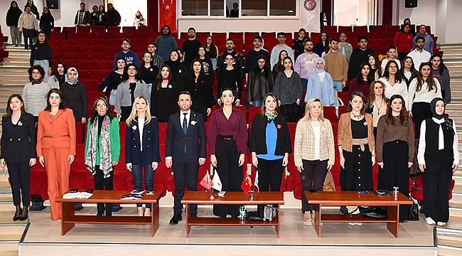 GÜÇLÜ KADINLAR: FLÖRT ŞİDDETİNİ SONLANDIRALIM PANELİ GERÇEKLEŞTİRİLDİ