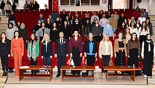 GÜÇLÜ KADINLAR: FLÖRT ŞİDDETİNİ SONLANDIRALIM PANELİ GERÇEKLEŞTİRİLDİ