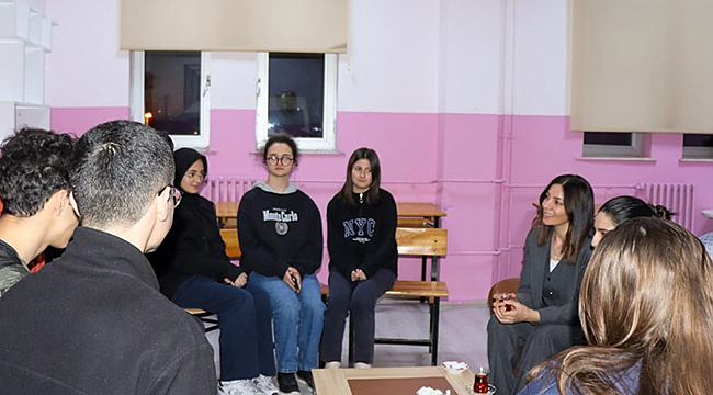 "İFTARDA KONUŞALIM" RAMAZAN SÖYLEŞİ AYVACIK FEN LİSESİNDE GERÇEKLEŞTİ