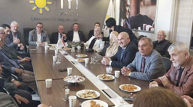 İYİ PARTİDE BAYRAMLAŞMA
