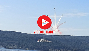 TÜRK YILDIZLARI ÇANAKKALE SEMALARINDA