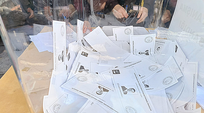 TÜRKİYE'DE SEÇİM YOĞUNLUĞU