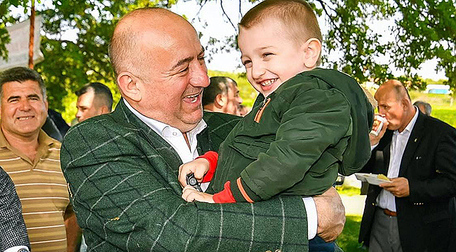 "23 NİSAN ULUSAL EGEMENLİK VE ÇOCUK BAYRAMI'NI KUTLUYORUM"