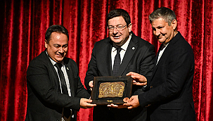 "AKDENİZ'DEN EGE'YE TAHTACILAR" BELGESELİ ÇANAKKALE'DE İZLEYİCİ İLE BULUŞTU