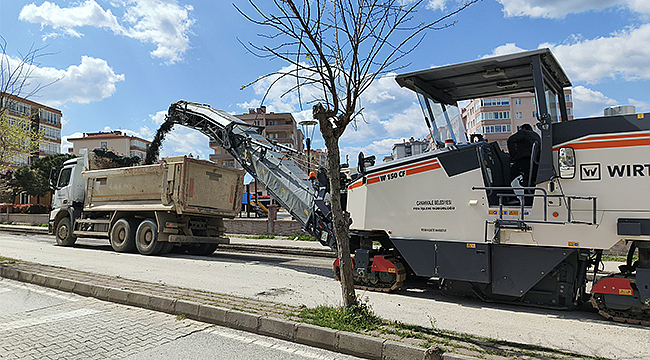 BARIŞ CADDESİ'NDE ALT VE ÜSTYAPI YENİLEME ÇALIŞMALARI BAŞLADI