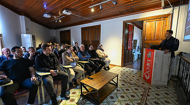 ÇARŞI BÖLGESİNDE UYGULANAN SAATLİ ATIK TOPLAMA SİSTEMİNE İLİŞKİN ESNAFLARLA GÖRÜŞÜLDÜ