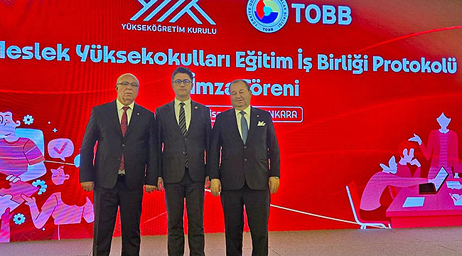 ÇOMÜ, ÜNİVERSİTE-SANAYİ İŞ BİRLİĞİNDE TÜRKİYE'YE ÖRNEK OLMAYI SÜRDÜRÜYOR