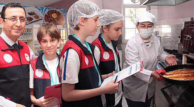 GENÇ GIDA DENETÇİLERİMİZ İŞ BAŞINDA