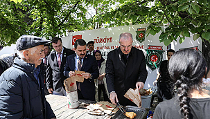 VALİ TORAMAN, ŞEHİTLER HAFTASI'NDA MEVLİD PROGRAMINA KATILDI