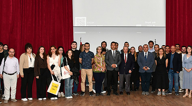 "AKADEMİK MİKROÇEVRE VE BİLİMDE MERAKIN ÖNEMİ" KONFERANSI GERÇEKLEŞTİRİLDİ