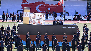 BİGA'DA 19 MAYIS COŞKUYLA KUTLANDI