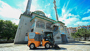 CAMİLERDE KURBAN BAYRAMI TEMİZLİĞİ