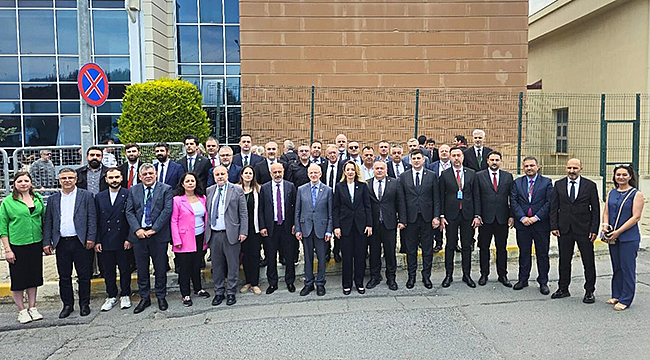 ÇANAKKALE BARO BAŞKANI İSTANBUL BAROSU'NA DESTEK VERDİ