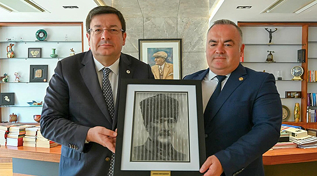ÇANAKKALE BAROSU'NDAN BELEDİYE BAŞKANI ERKEK'E ZİYARET