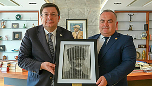 ÇANAKKALE BAROSU'NDAN BELEDİYE BAŞKANI ERKEK'E ZİYARET