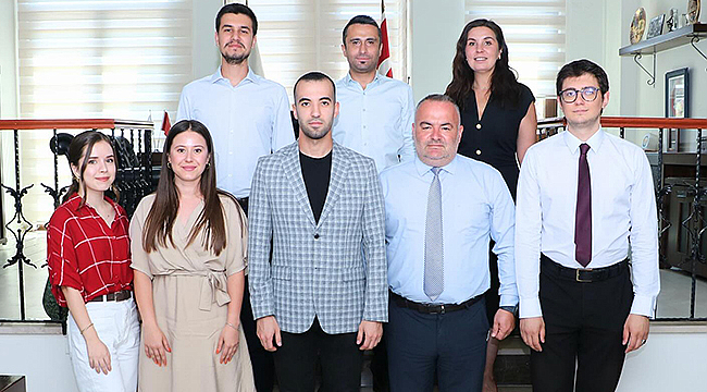 AK PARTİ GENÇLİK KOLLARINDAN ÇANAKKALE BAROSU'NA ZİYARET