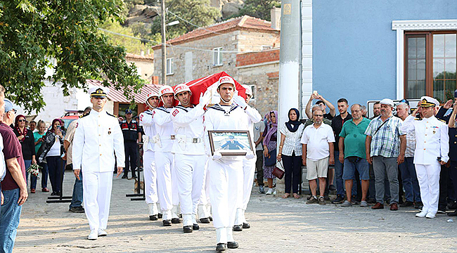KIBRIS GAZİSİ MUSTAFA CANBAZ SON YOLCULUĞUNA UĞURLANDI
