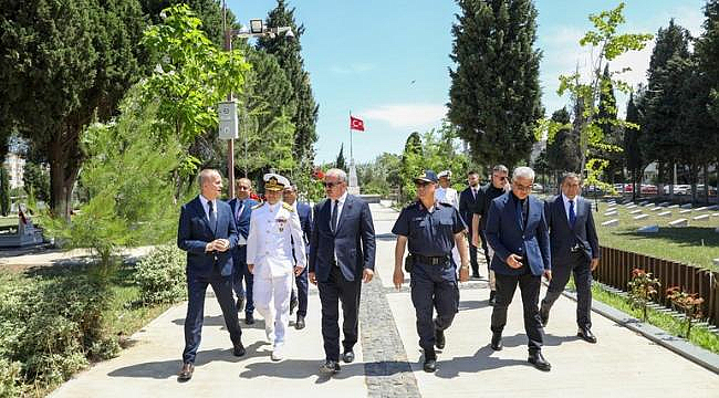 KURBAN BAYRAMI AREFESİNDE ŞEHİTLER ANILDI