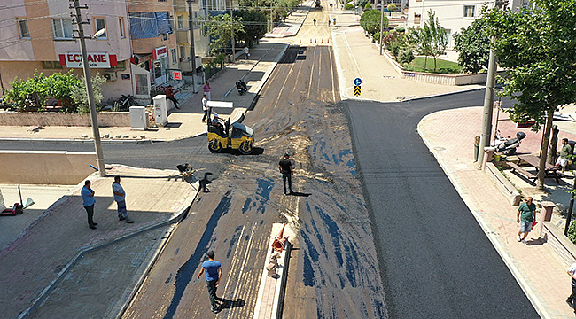 BARIŞ CADDESİ'NDE ASFALTLAMA ÇALIŞMALARINA BAŞLANDI