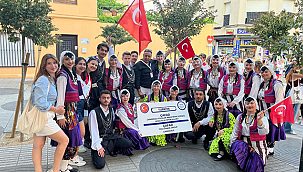 ÇOMÜ ÖĞRENCİLERİNDEN İSPANYA'DA KÜLTÜREL TEMSİL