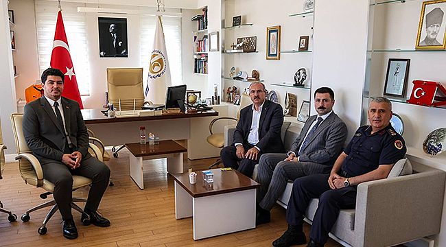 TORAMAN'DAN KÜÇÜKKUYU BELEDİYESİNE ZİYARET