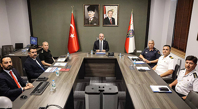 VALİ TORAMAN'DAN EMNİYET MÜDÜRLÜĞÜNE ZİYARET