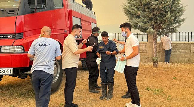 AK GENÇLİK ÇANAKKALE'DEN SAHADAKİ EKİPLERE DESTEK 