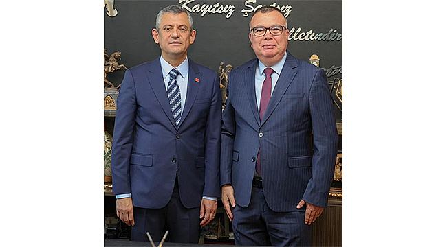 "BİZ ÖZGÜR ÖZEL'İN VE EKREM İMAMOĞLU'NUN YANINDAYIZ"