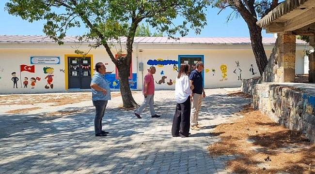 MİNE HAYTA AYVACIK PAŞAKÖY İLKOKULUNU ZİYARET ETTİ