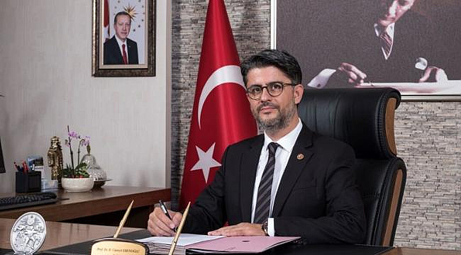 REKTÖR ERENOĞLU'NDAN 30 AĞUSTOS ZAFER BAYRAMI MESAJI