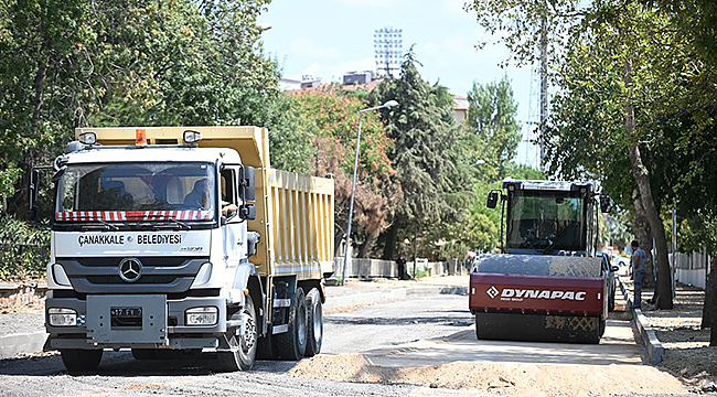 STADYUM CADDESİ'NDE ÜSTYAPI ÇALIŞMALARI GERÇEKLEŞTİRİLİYOR