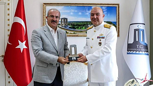 TORAMAN'DAN AMFİBİ KOLORDU KOMUTANI SÖZBİR'E VEDA TEŞEKKÜRÜ