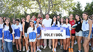 YAZ SPOR OKULLARININ KAPANIŞ ŞENLİĞİ VE BELGE TÖRENİ GERÇEKLEŞTİ