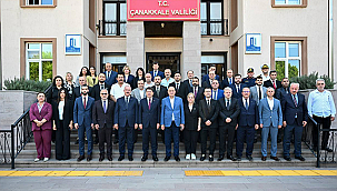 BAKAN YILMAZ TUNÇ'TAN ÇANAKKALE VALİLİĞİ'NE ZİYARET