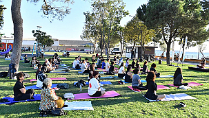 BARIŞ KAFE'DE YOGA ETKİNLİĞİ