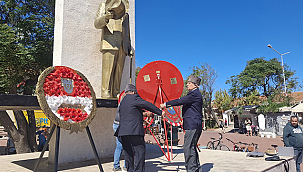 BOZCAADA'DA GAZİLER GÜNÜ ÇELENK TÖRENİ