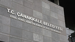 ÇANAKKALE BELEDİYESİ'NDE YENİ DÖNEM: İKİ MÜDÜR GÖREVİNDEN ALINDI