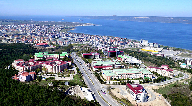 ÇOMÜ BİLİM VE ULUSLARARASILAŞMADA ZİRVEYE ÇIKIYOR