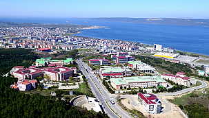 ÇOMÜ BİLİM VE ULUSLARARASILAŞMADA ZİRVEYE ÇIKIYOR