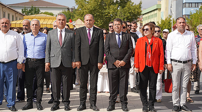 CUMHURİYET HALK PARTİSİ'NİN 102. YILI KUTLANDI