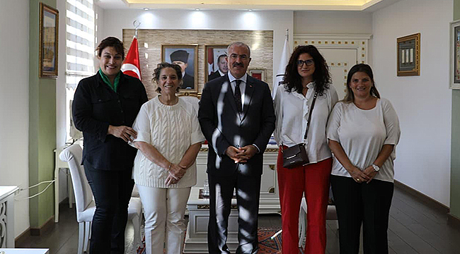 KALE GRUBU BAŞKANI ZEYNEP BODUR OKYAY'DAN VALİ TORAMAN'A ZİYARET