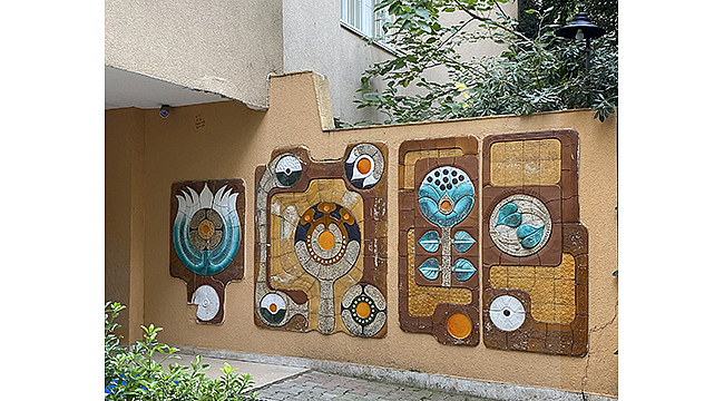 KALE TASARIM VE SANAT MERKEZİ, ŞEHRİN PANOLARI'NIN ÜRETİM ORTAĞI OLDU