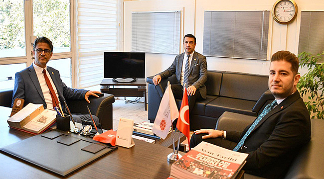 REKTÖR ERENOĞLU'NDAN BÖLGE MÜDÜRÜ KARAOĞLU'NA ZİYARET