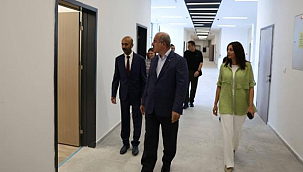 VALİ TORAMAN'DAN YENİ EĞİTİM YILINDA OKUL ZİYARETİ