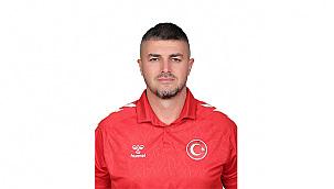 BAYRAK İÇİN, MİLLET İÇİN, ONUR İÇİN ALTINKAYA MİNDERDE!