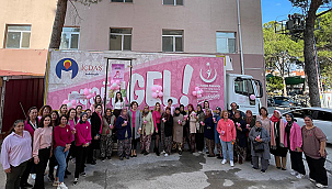 BAYRAMİÇ'TE MEME KANSERİ FARKINDALIK ETKİNLİĞİ DÜZENLENDİ