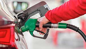 BENZİNE 1 LİRALIK İNDİRİM GELİYOR