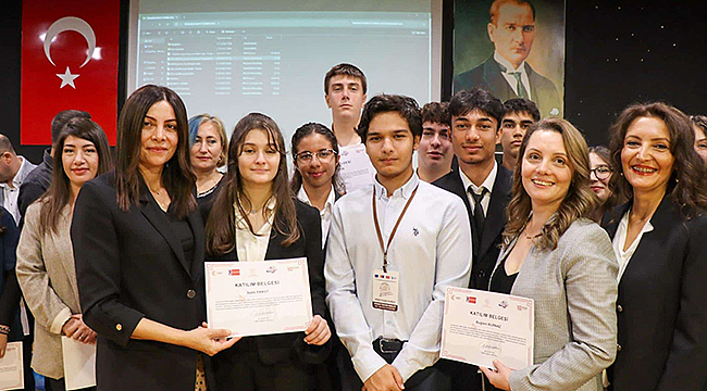 ÇANAKKALE'DE ERASMUS+ SERGİ VE SUNUM ETKİNLİĞİ DÜZENLENDİ