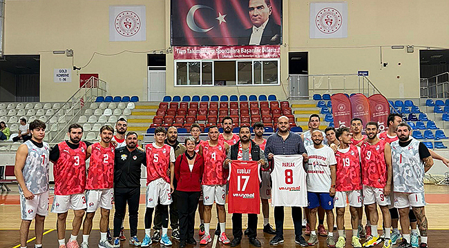 ÇANAKKALESPOR BASKETBOL TAKIMINA MORAL ZİYARETİ
