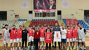 ÇANAKKALESPOR BASKETBOL TAKIMINA MORAL ZİYARETİ